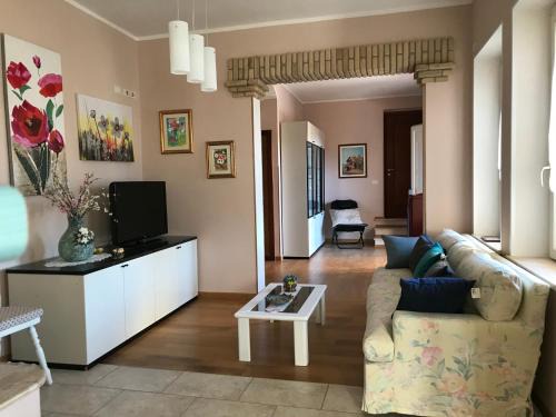 Capoterra House | Villa Dei Fiori - casa vacanza