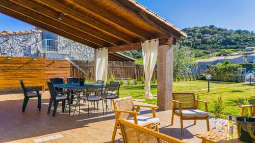 Cala Sinzias House | Villa del Moro, FREE WIFI, 300mt from Sinzias' Beach