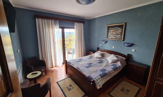 Prijevor House | Villa Deloik Ante`s Hill House