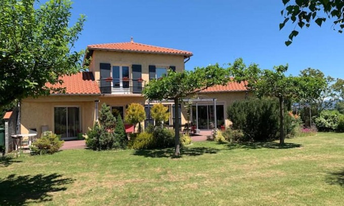 Cussac-sur-Loire House | VILLA des CHEMINS