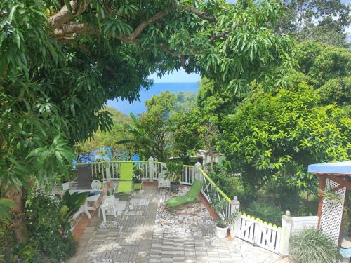 Mahaut House | Villa des fleurs