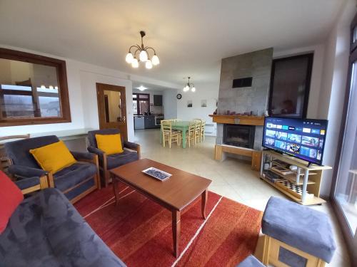 Razlog House | Villa Detelina near the Bansko Ski Resort