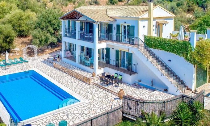 Agios Ilias Villa | Villa di Giovanni - Villa Rental in Peritheia, Corfu, Greece