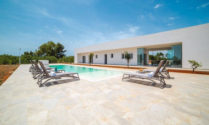 Torre Santa Sabina Villa | Villa Donnosanto 5 minutes from the beach. Ostuni 10km