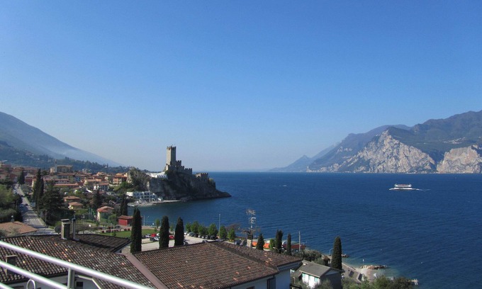 Malcesine Apartment | Villa Eden - apartment with a dream view