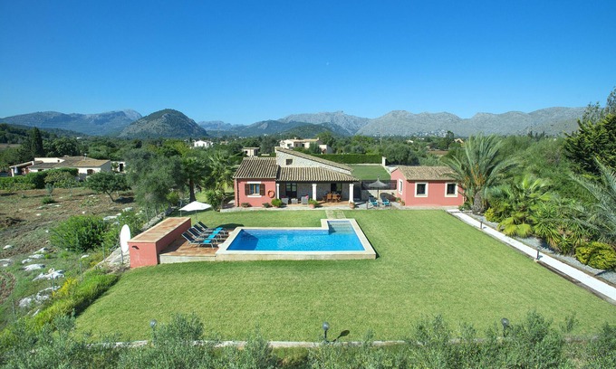 Puerto de Pollensa Villa | VILLA EL BLAU - FAMILY AND FRIENDS