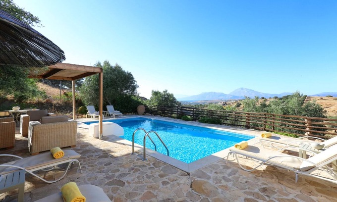 Faistos Villa | Villa Elaia