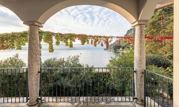 Lierna Villa | Villa "Elisabeth" with Lake & Mountain View, Terrace, Garden, Balcony & Wi-Fi