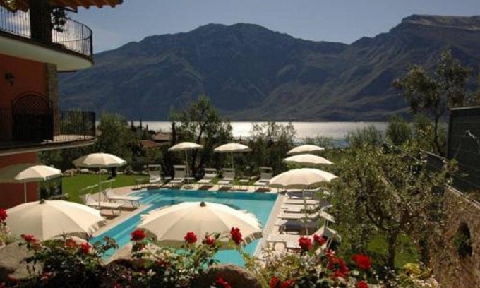 Limone sul Garda Bed & Breakfast | Villa Elite Resort