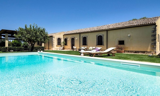 Carrozziere Villa | Villa Elorina - Five Bedroom Villa, Sleeps 8