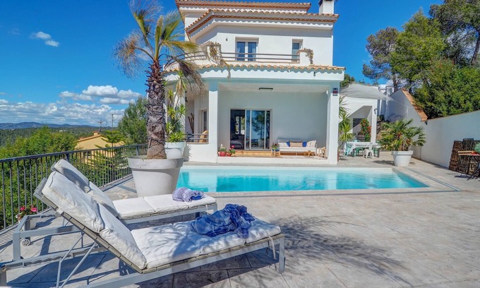 Sant Pere de Ribes Villa | Villa Elysian by Hello Homes Sitges
