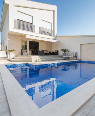 Nin Villa | Villa Ema with heated saltwater pool, sauna and private gym - by TA Leut Agency
