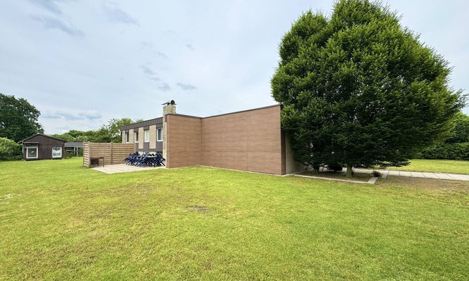 Saerbeck Villa | Villa EMG Munster with Sauna and Outdoor Poll for 20P