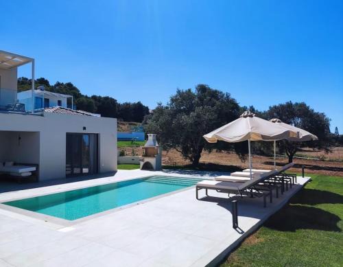 Minia Villa | Villa Erato - Elysian Villas, 2' walk from the beach