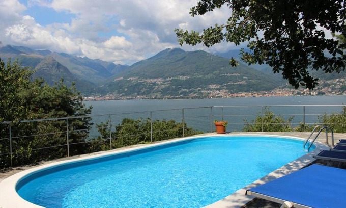 Colico House | Villa Erica con piscina privata sul lago di Como