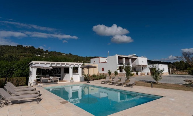 Sant Josep de sa Talaia Villa | VILLA ES CUBELLS COUNTRY & SEA