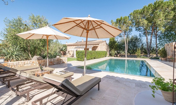 Felanitx Villa | Villa 'Es Lledoner 2' with Mountain View, Shared Pool and Wi-Fi
