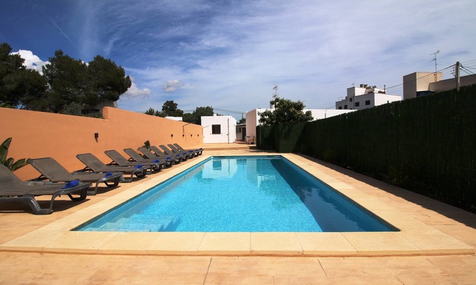Sant Antoni de Portmany Villa | Villa Beso | 6 Bedrooms | Private Pool | Walk To Amenities | Wifi