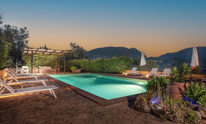 Foligno Villa | Villa Esther Umbria with private pool