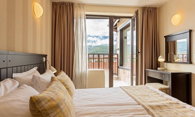 Dobrinishte Villa | Villa Family Comfort Key Hook – Mountain View