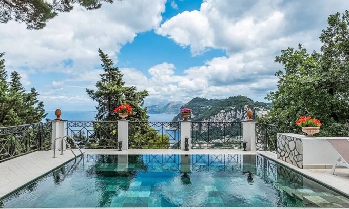 Marina Grande Villa | Villa Fernanda - Two villas with pool in Capri