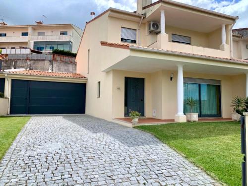 Joane House | Villa Florence
