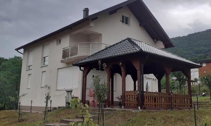 Hadzici Villa | Villa For Rent in Bosnia, Sarajevo, Hađići, Ušivak