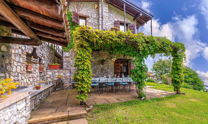 Gargnano Villa | Villa Formaga- relax and view lake, Gargnano, Italy