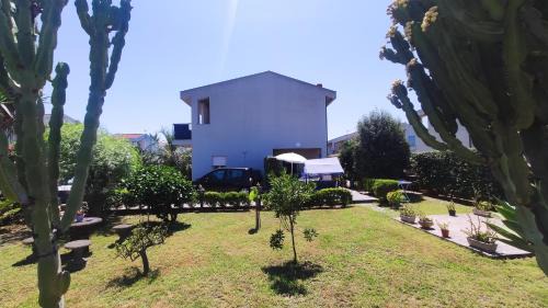 Bastione House | Villa Furnari
