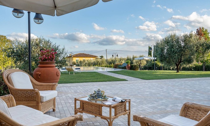 Montecarlo Villa | Villa Gabri 8+2, Emma Villas