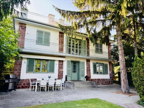 Balatonalmadi House | Villa Giselle