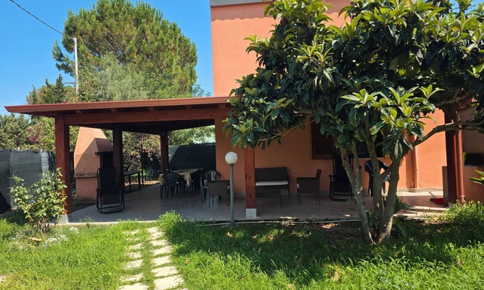 Castiadas House | Villa “Giulia Grande” in Rural Area near the Sea with Mountain View & Garden