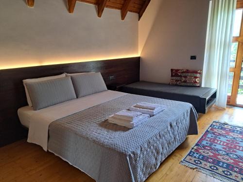 Theth Bed & Breakfast | Villa Gjeçaj Guesthouse and Restaurant