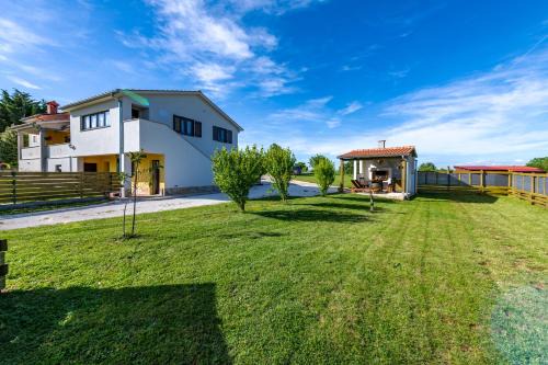 Heki Apartment | Villa Gracija, a charming holiday apartment in the heart of Istria