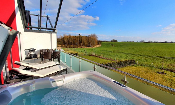 Muritz Apartment | Villa Grande/Luxus-OG-Fewo RELAX - Villa Grande/Luxus-OG-Fewo RELAX (WE 4)