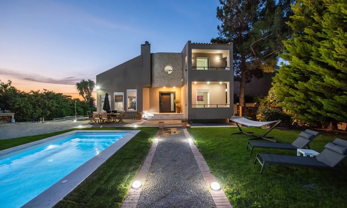 Archanes Villa | Villa Greenera, By IdealStay Experience