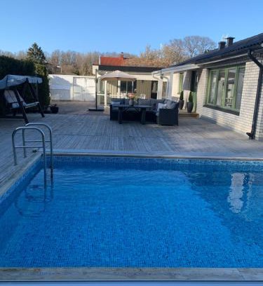Ramlosa Villa | Villa, Heated Pool, Helsingborg