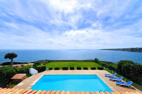 Cala Pi House | VILLA HELIOS Villa en Cala Pi con vistas despejadas