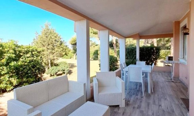 Campulongu Villa | Villa 'Ibiscus' with Sea View, Private Terrace and Air Conditioning