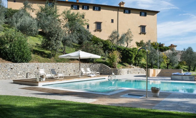 Poggio a Caiano Villa | Villa Il Cerretino Tuscany luxury pool countryside Florence