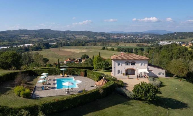Reggello Villa | VILLA IL MAGNIFICO 10, Emma Villas