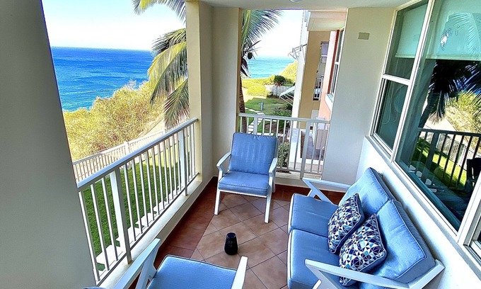 Borinquen Condo | Villa iL moüre: Oceanview with Balcony Bliss