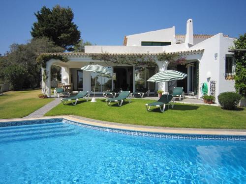 Sesmarias Villa | Villa in Albufeira with Pool & Ocean Views
