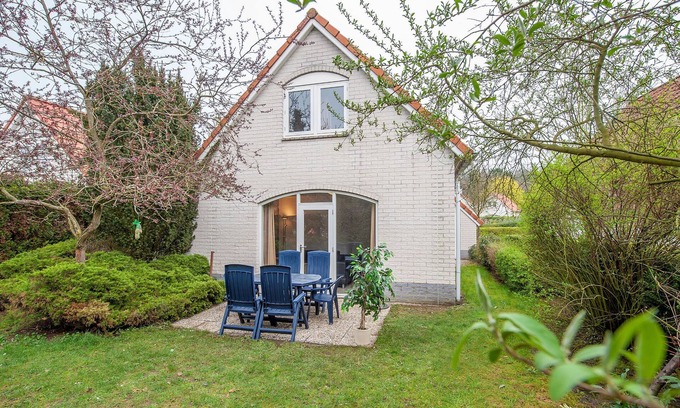 Arcen Villa | Villa in Arcen with bath and combi microwave