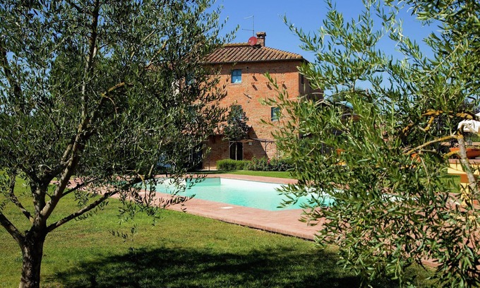 Cortona Villa | Villa in Cortona with Pool & Garden