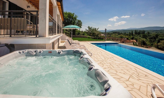 Prolozac Villa | Villa In Excelsis