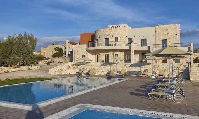 Kamilari Villa | Villa in Kamilari near Child-Friendly Beach