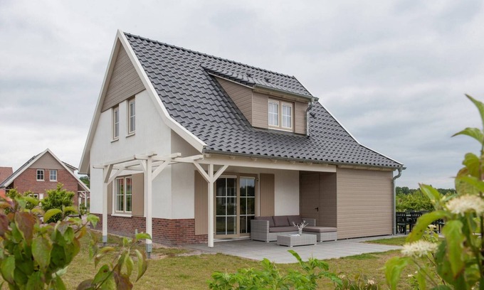 Arcen Villa | Villa in Klein Vink with Thermaalbad Access
