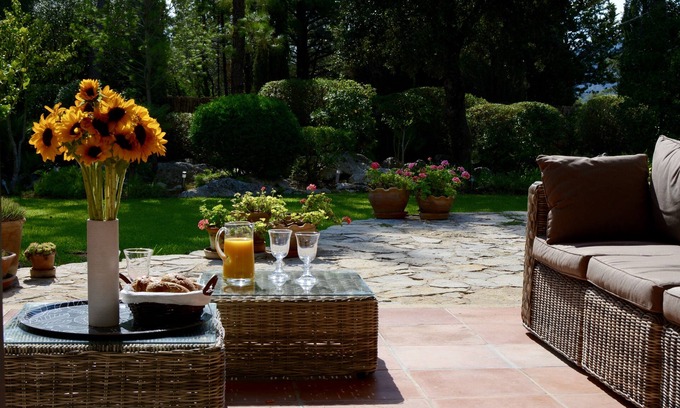Urbanitzacio la Font Villa | Villa in La Font, outskirts of Pollenca, Mallorca, Private Pool, Mature Garden