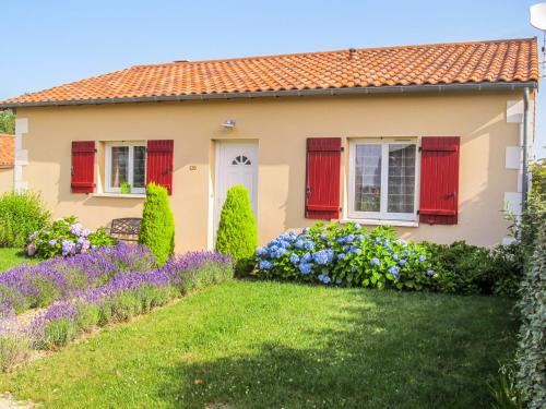 Les Forges Villa | Villa in Les Forges with Golf Access